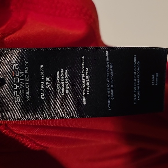 Lot of 2; Spider H2O sun shirts; Surf, Sand, Sun.  Size 6 (S) - Picture 7 of 7